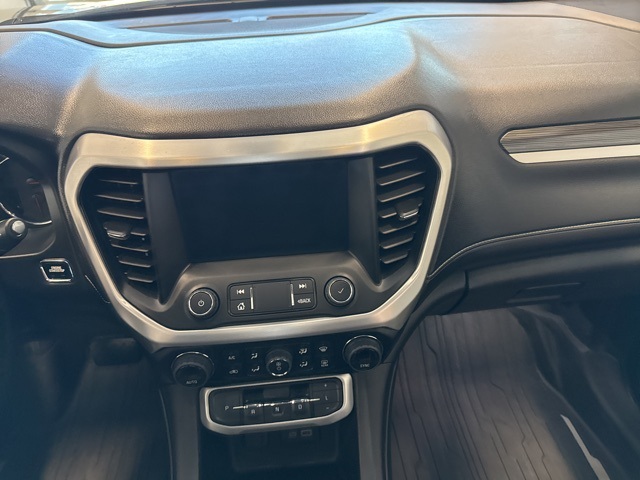 2023 Gmc Acadia SLT photo 27