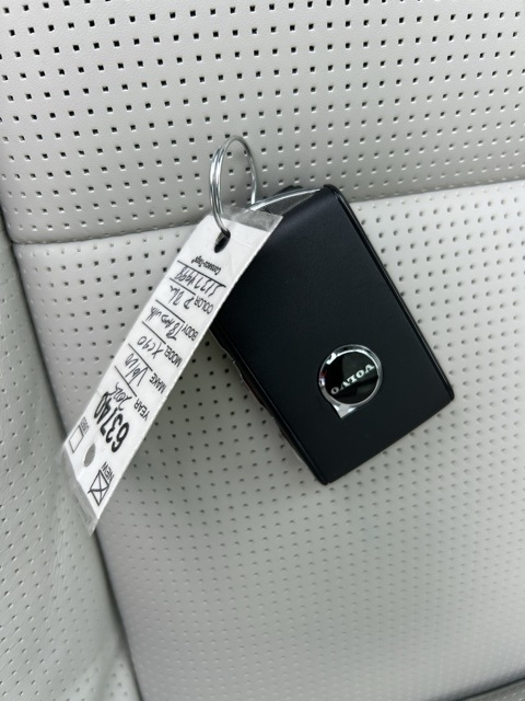 2025 Volvo XC90 T8 AWD photo 23
