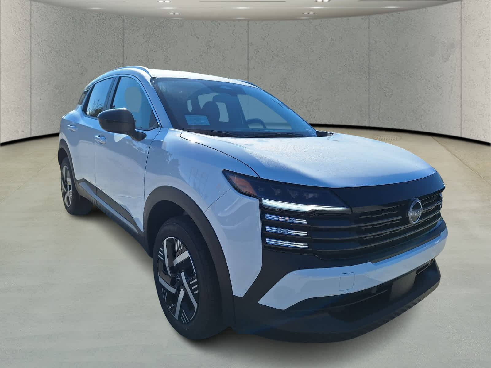 2026 Nissan Kicks SV photo 4