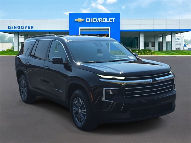 2026 Chevrolet Traverse photo 3