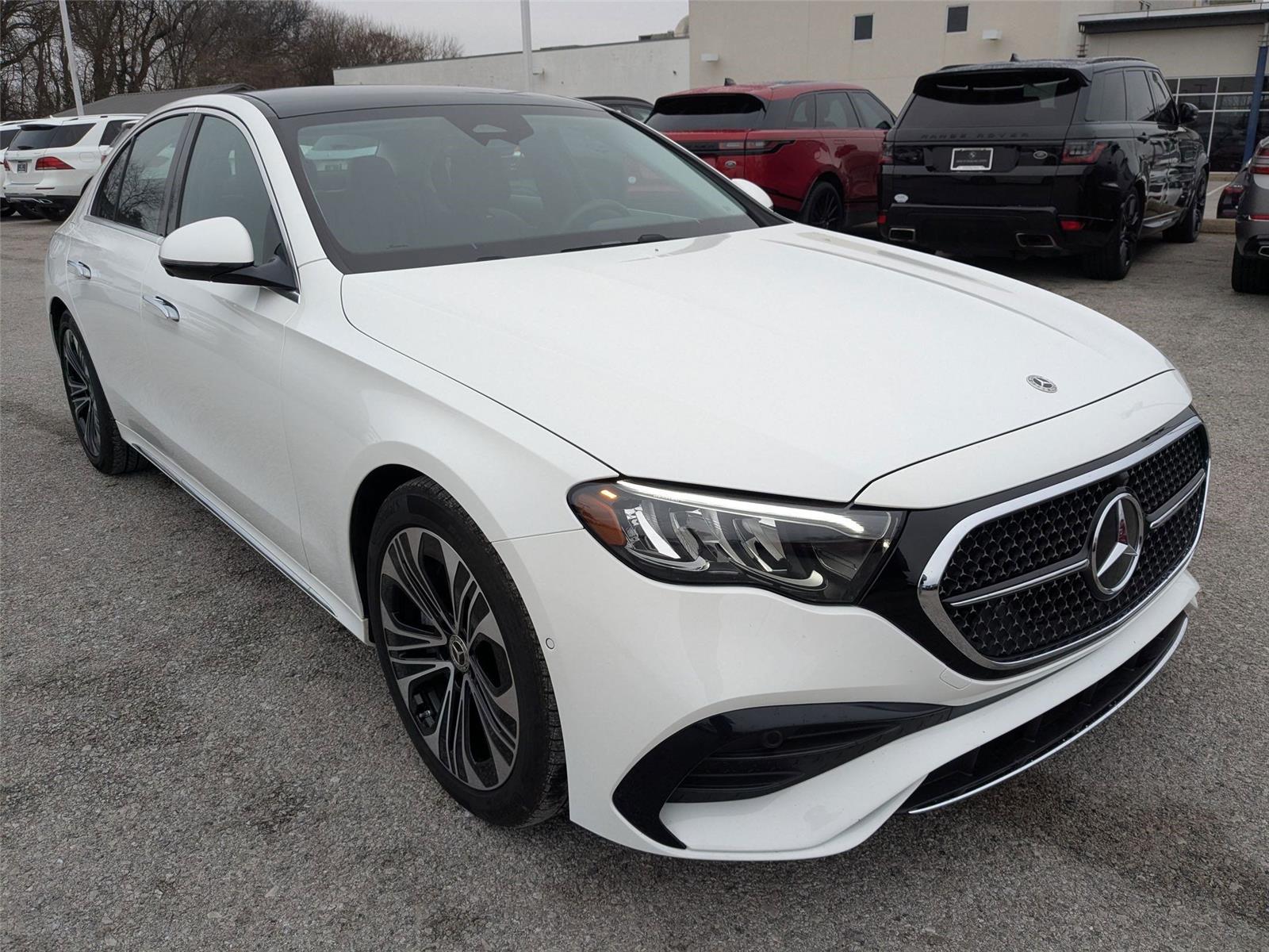 2025 Mercedes Benz E 450 4MATIC photo 3