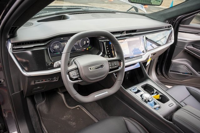 2025 Jeep Wagoneer S Launch Edition photo 17