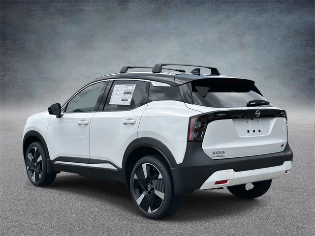 2025 Nissan Kicks SR photo 4
