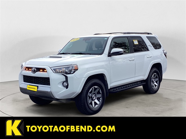 2019 Toyota 4Runner TRD Off-Road Premium's photo