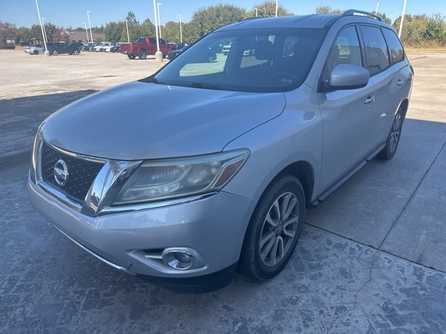 2016 Nissan Pathfinder SV