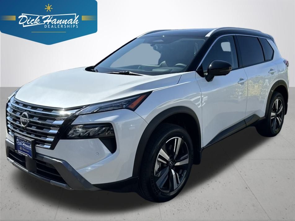 2025 Nissan Rogue SL's photo