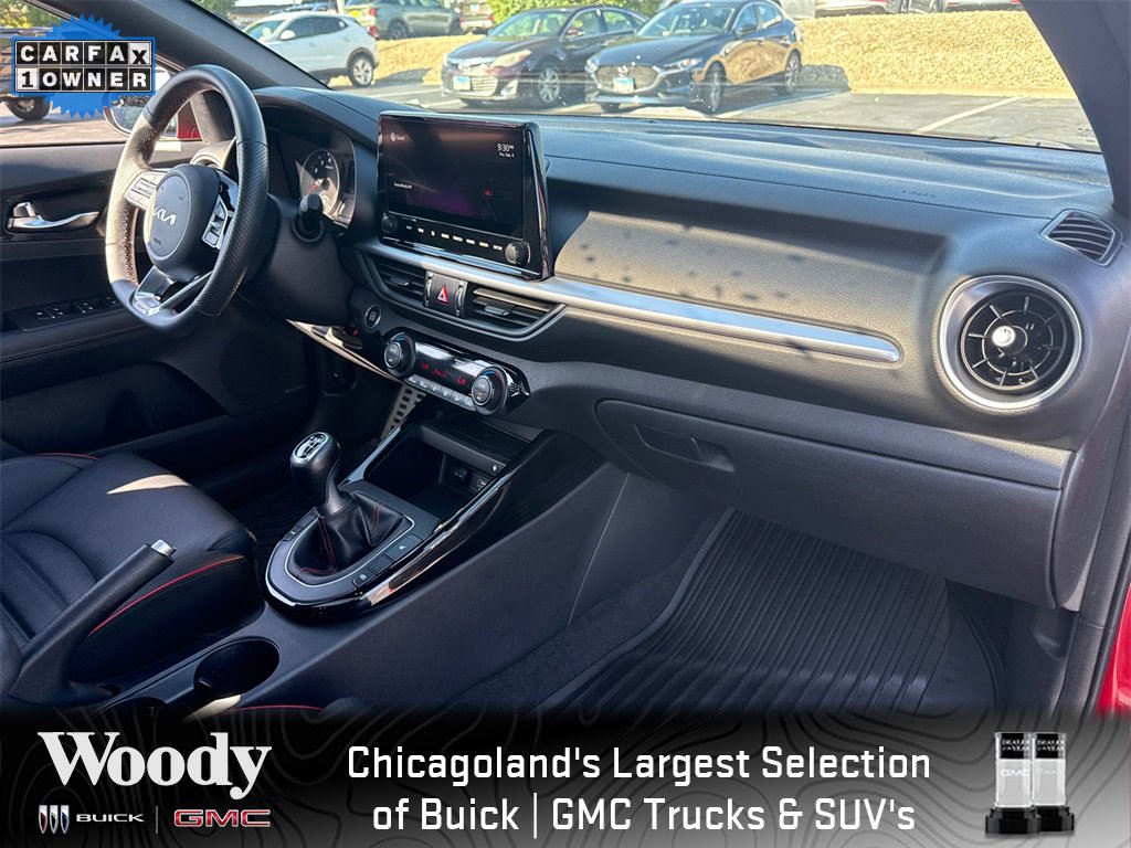 2022 Kia Forte GT photo 32