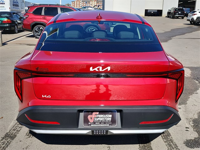 2025 Kia K4 LXS photo 3
