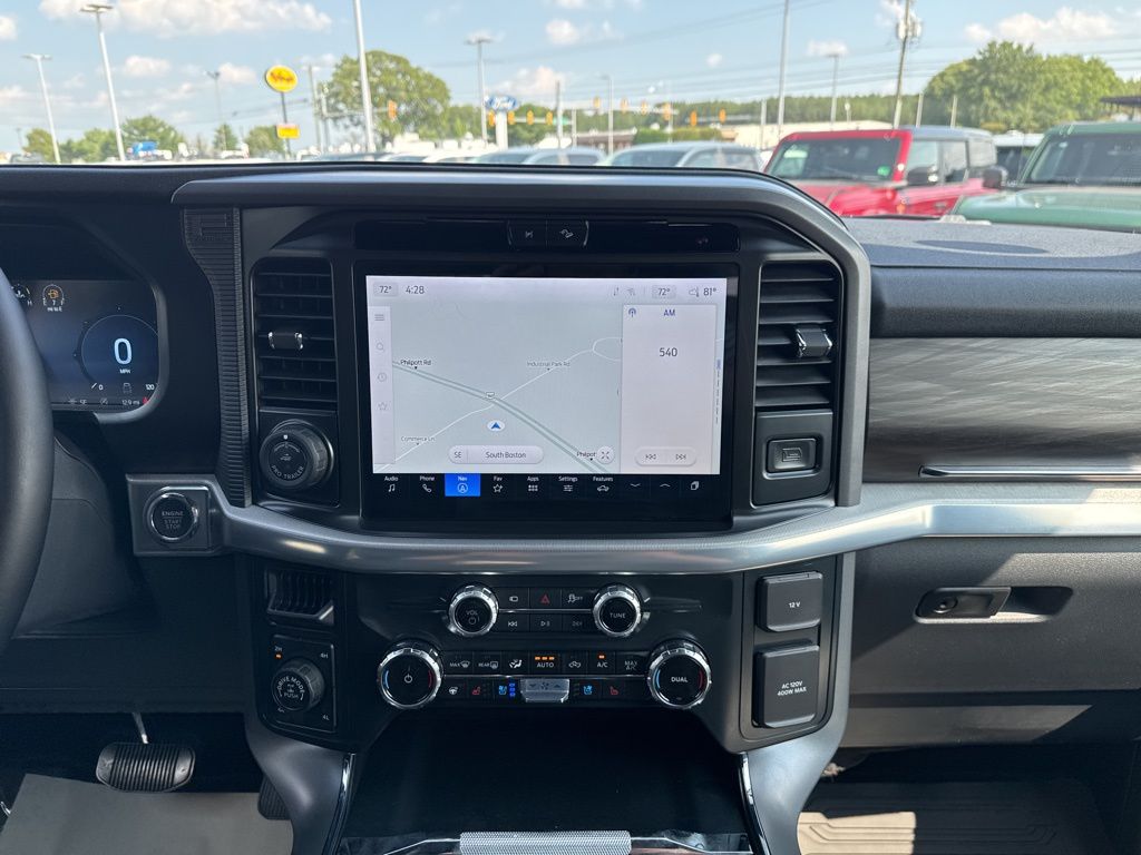 2025 Ford F-150 Lariat photo 30
