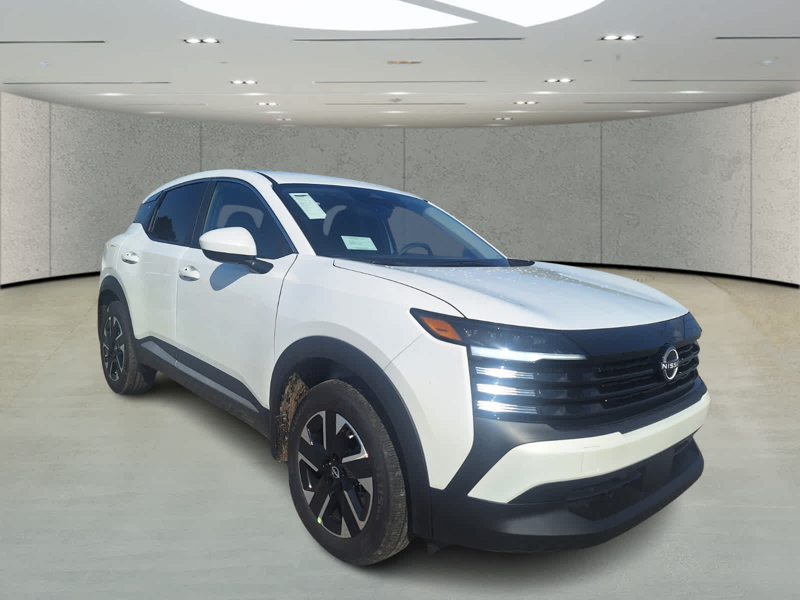 2025 Nissan Kicks SV photo 7