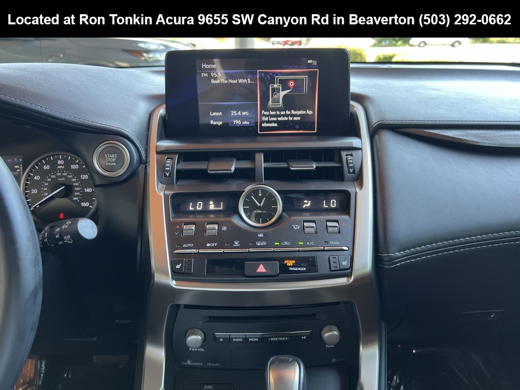 2018 Lexus NX 300 Luxury photo 18