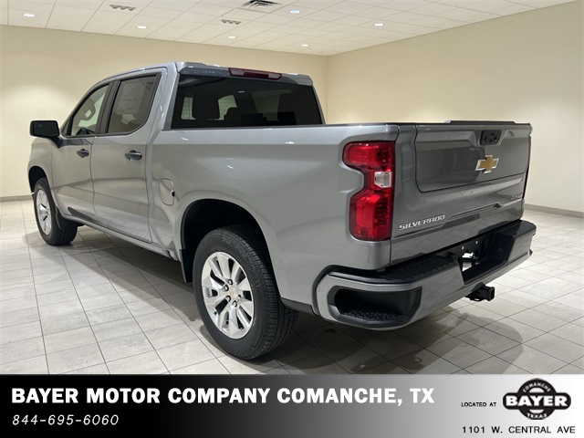 2025 Chevrolet Silverado 1500 Custom photo 3