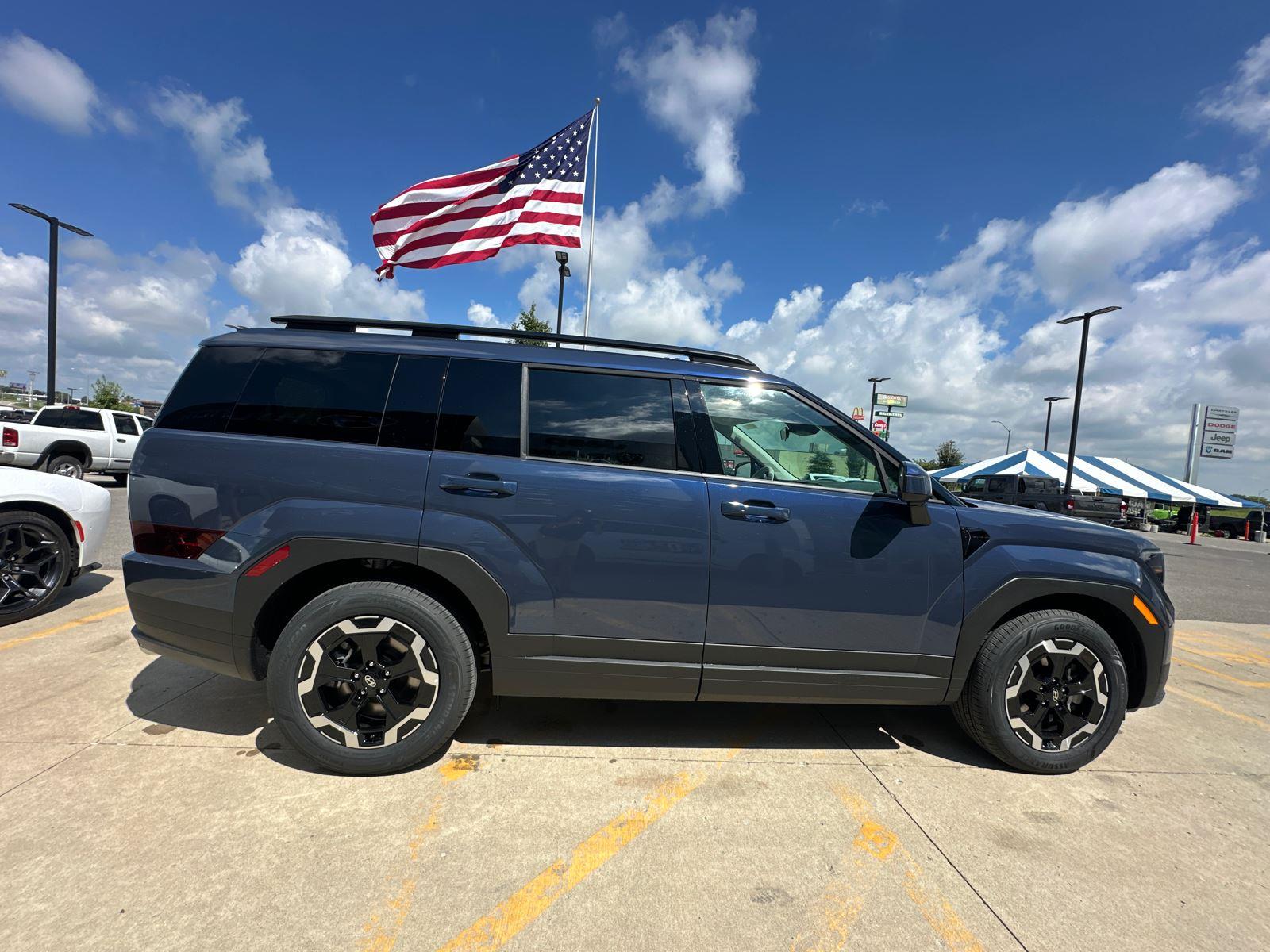 2026 Hyundai Santa Fe SEL photo 3