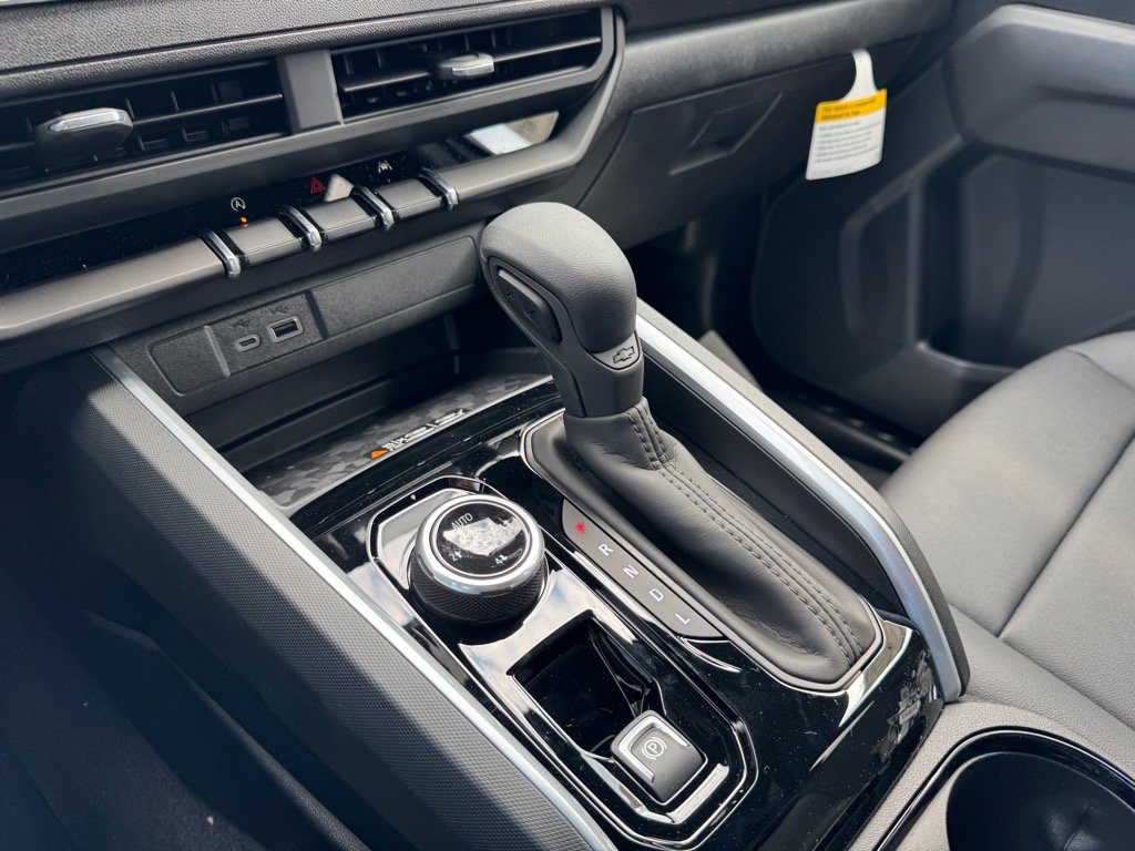 2026 Chevrolet Colorado Trail Boss photo 14