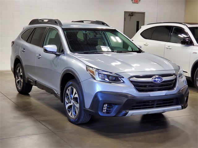 2020 Subaru Outback Limited photo 3