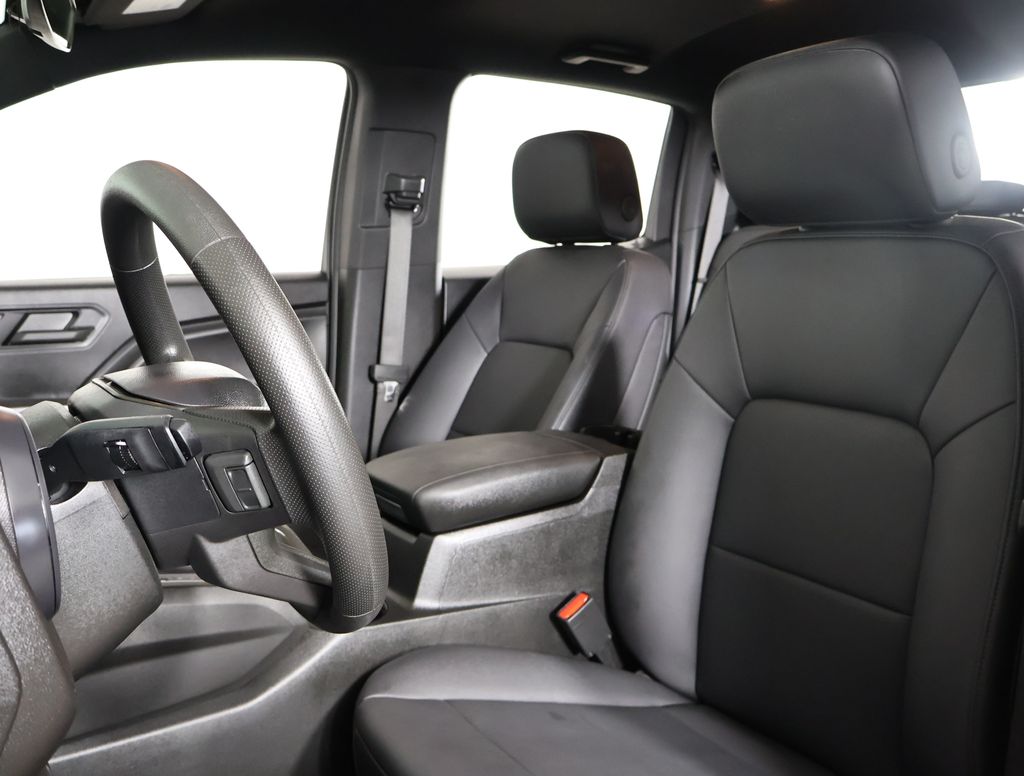 2024 Chevrolet Colorado Work Truck photo 7