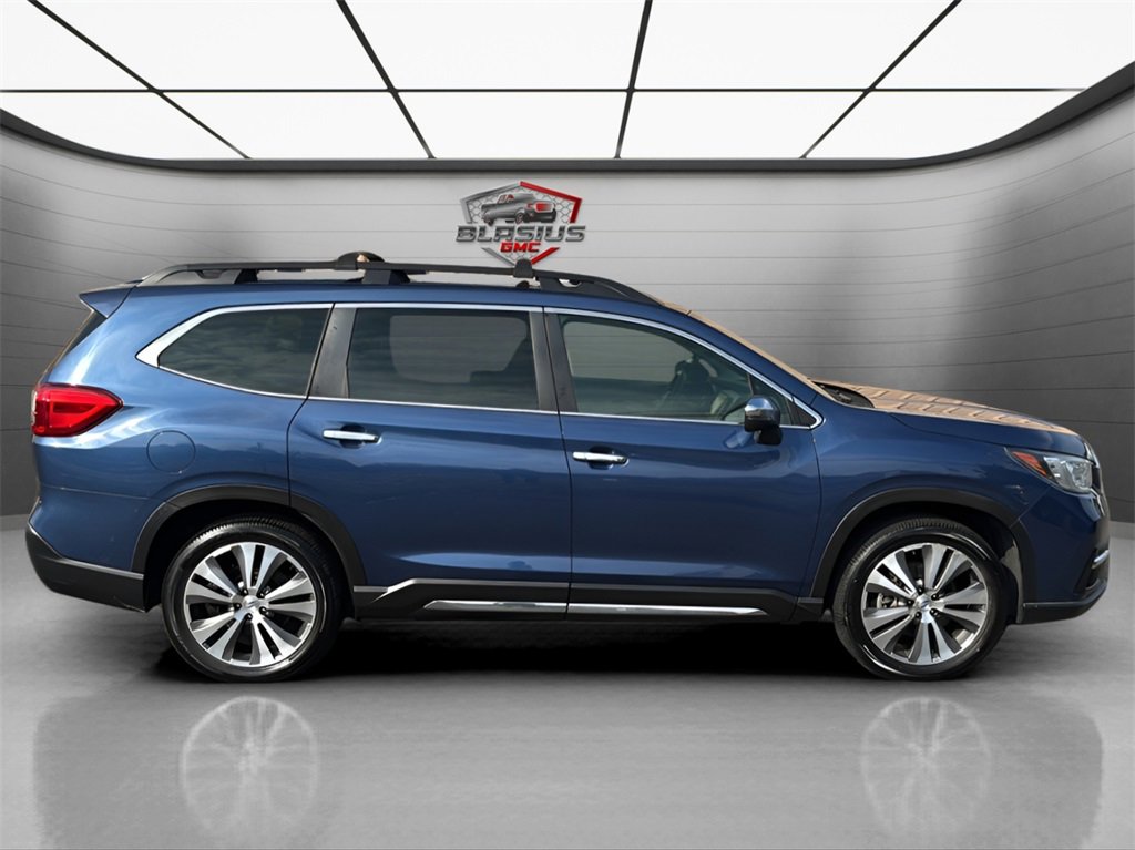 2020 Subaru Ascent Touring photo 3