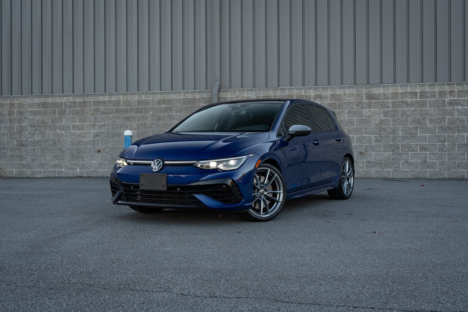 2024 Volkswagen Golf R R's photo