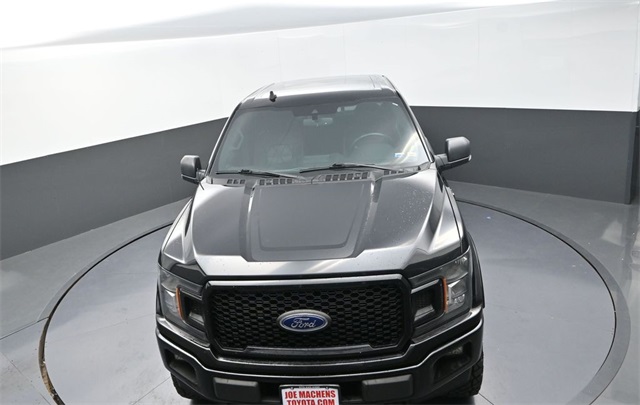 2019 Ford F-150 XLT photo 18
