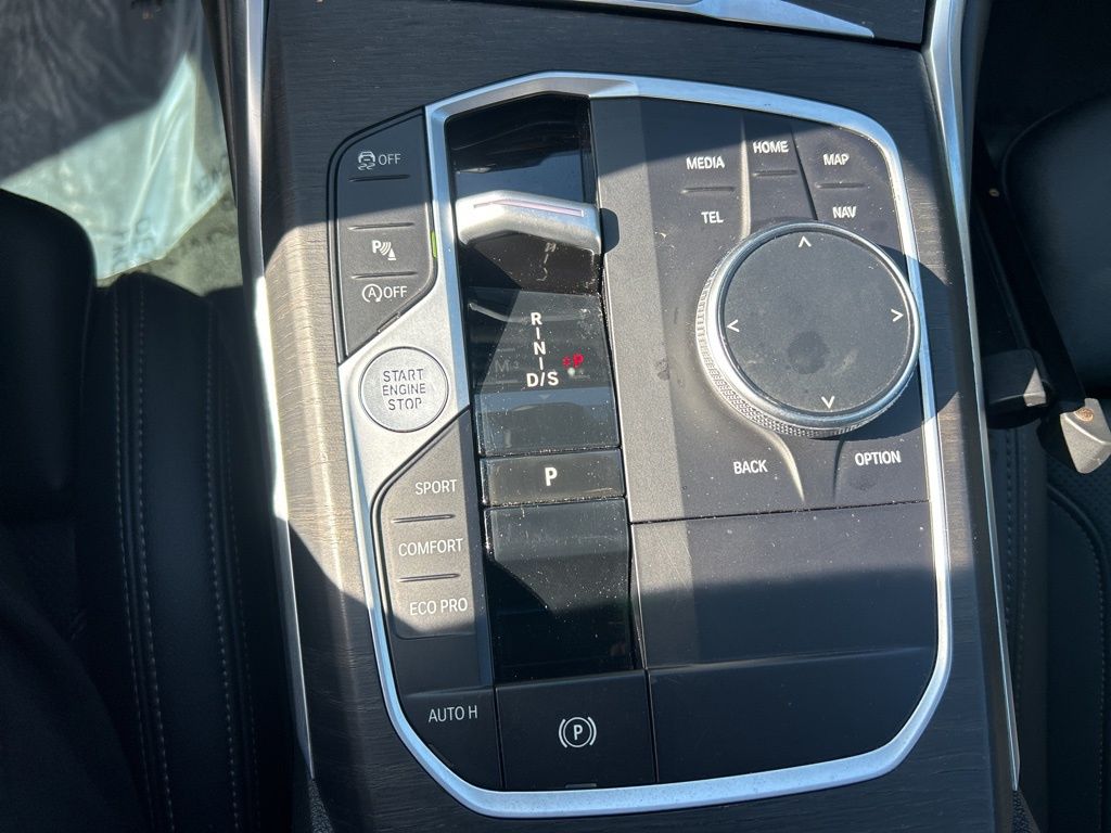 2024 Bmw 330i xDrive photo 40