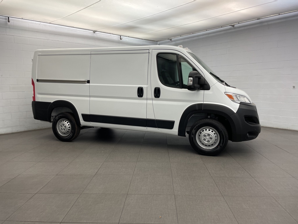 2026 Ram ProMaster 2500 photo 2