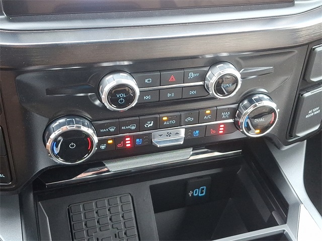 2025 Ford F-350 photo 11