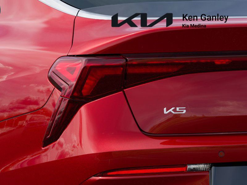 2026 Kia K5 GT-Line photo 10