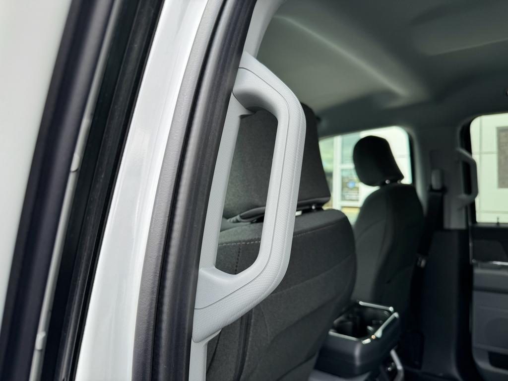 2025 Ford F-150 XLT photo 20