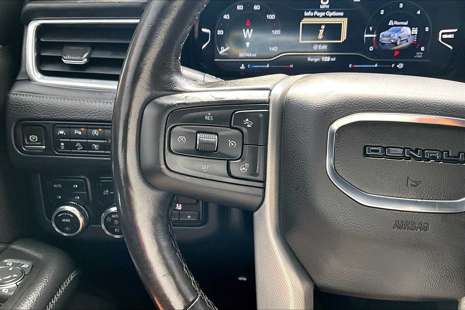 2022 Gmc Yukon Denali photo 21