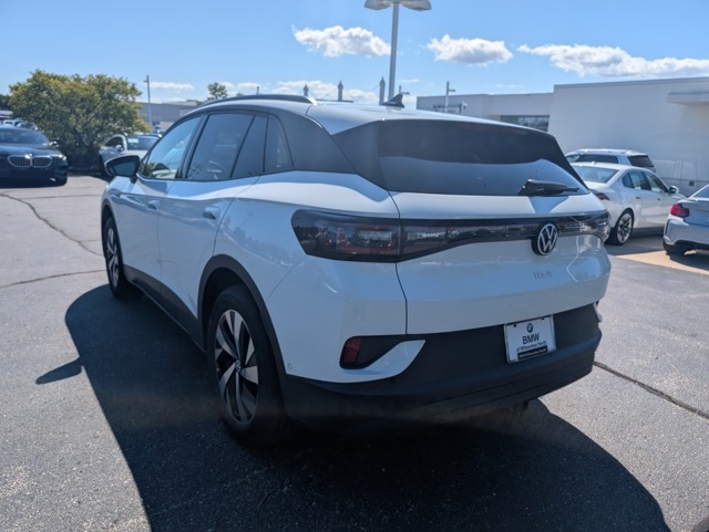 Used 2023 Volkswagen ID.4 PRO with VIN 1V2DNPE8XPC037607 for sale in Glendale, WI