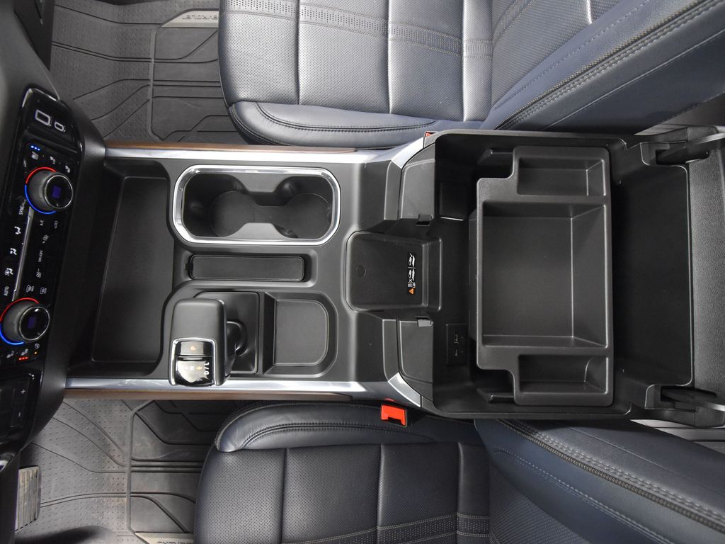 2024 Chevrolet Silverado 1500 High Country photo 30