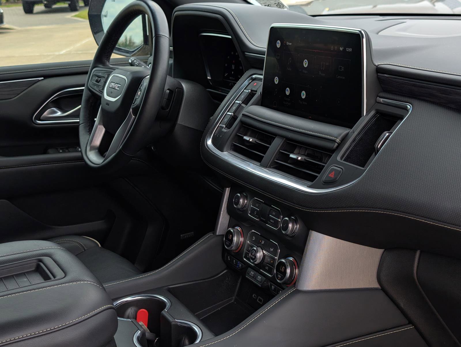 2022 Gmc Yukon SLT photo 40