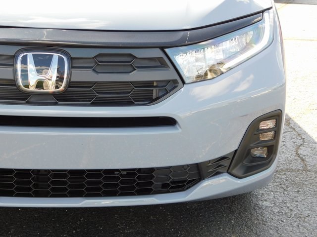 2026 Honda Odyssey photo 8