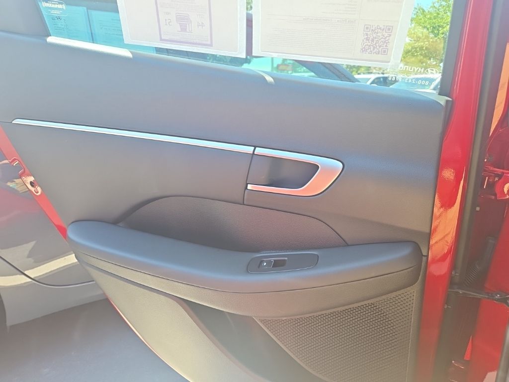 2025 Hyundai Sonata Hybrid SEL photo 11