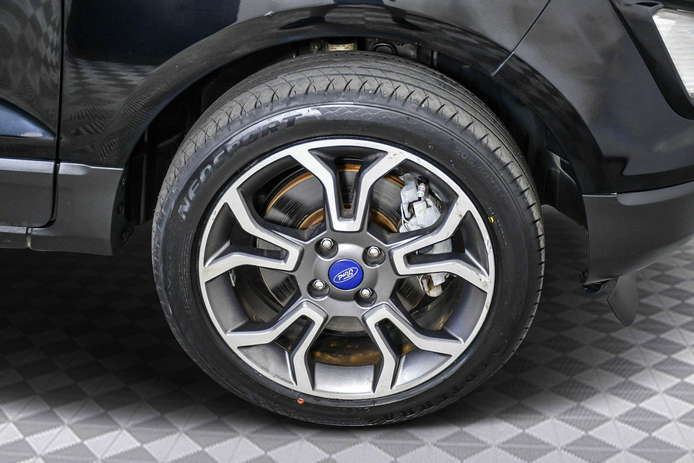 2020 Ford EcoSport SES photo 31