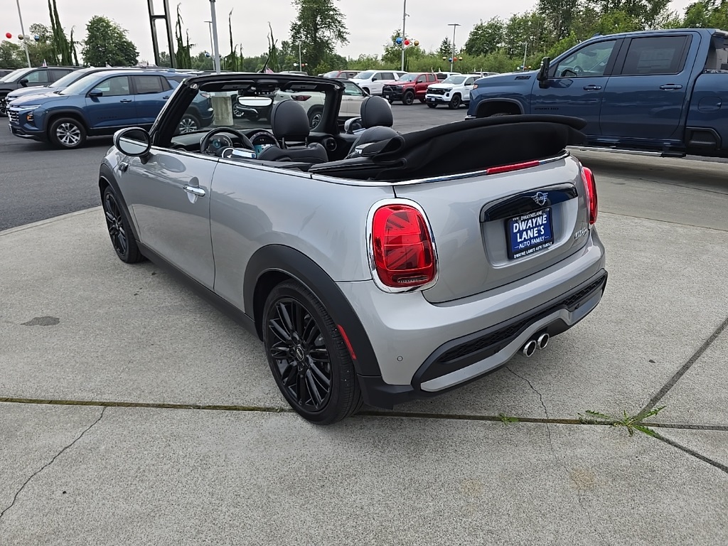 2024 Mini Cooper Convertible Signature photo 2