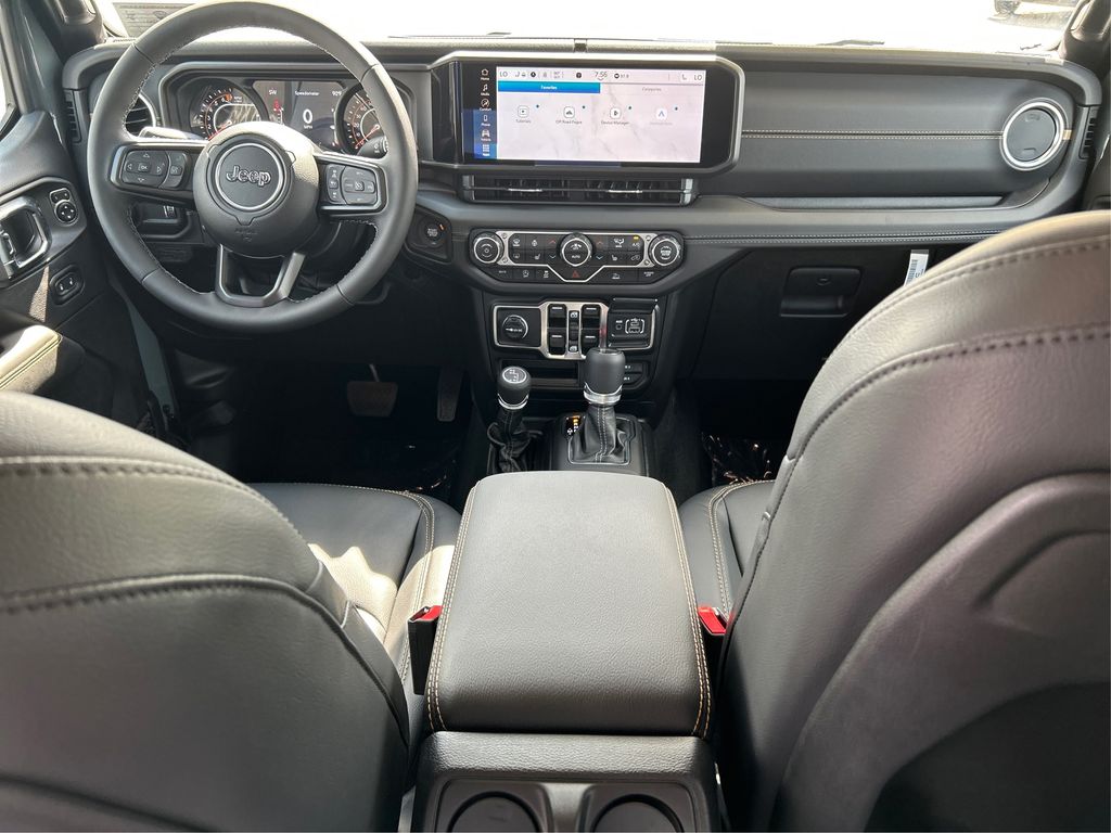 2025 Jeep Gladiator Sport photo 20