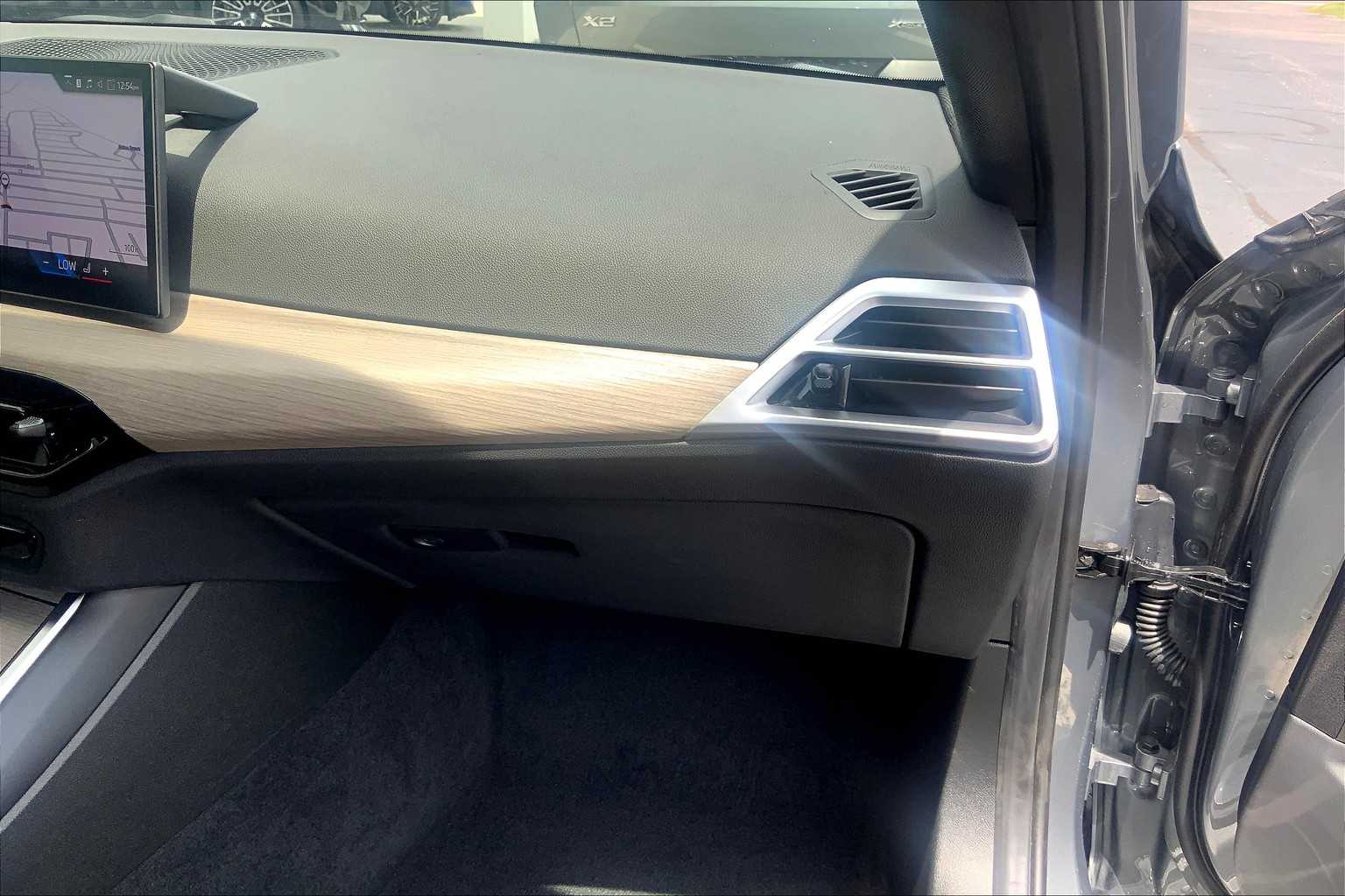 2025 Bmw 330i photo 20