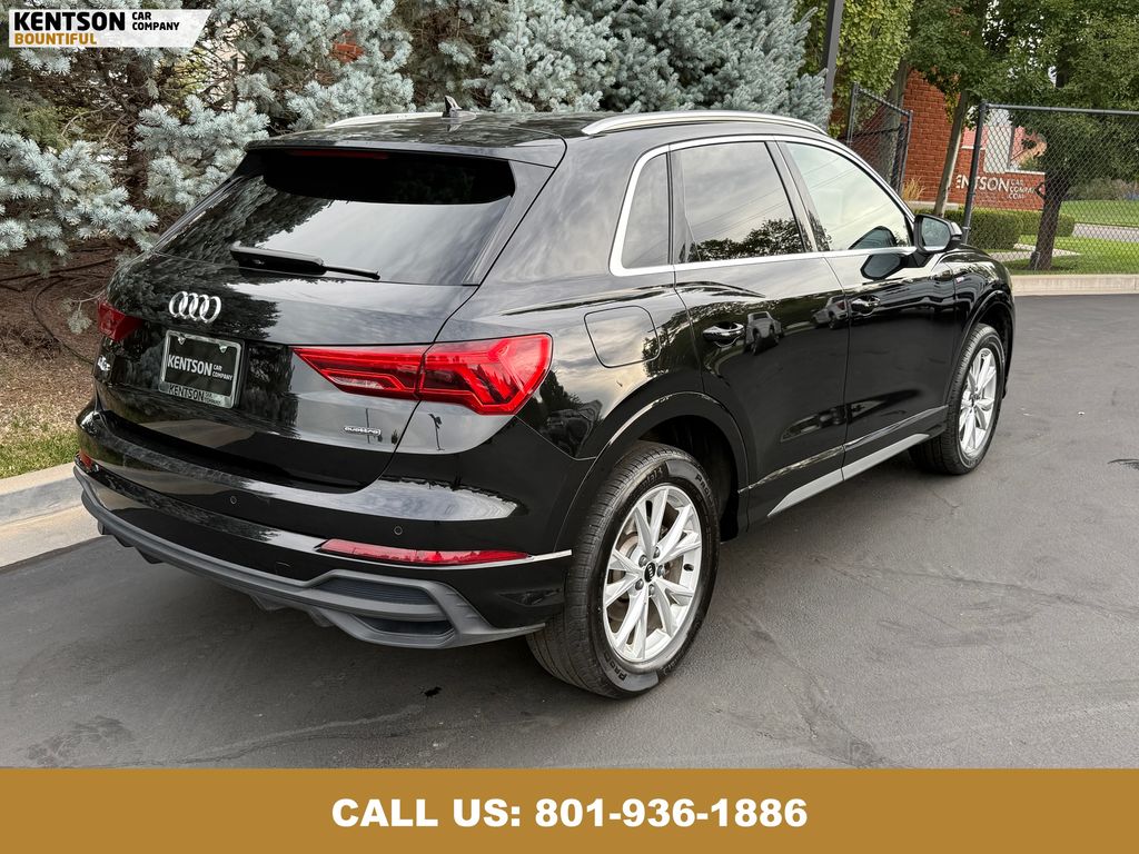 2025 Audi Q3 S line Premium photo 6