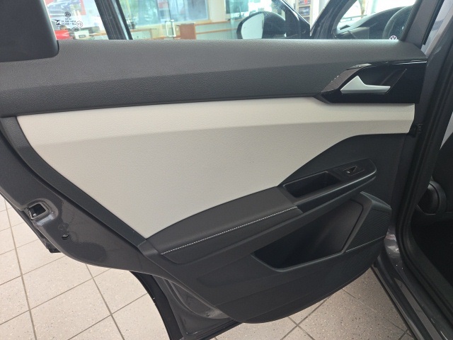 2025 Volkswagen Taos S photo 11