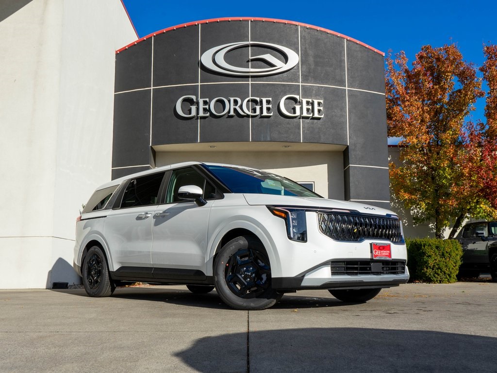 2026 Kia Carnival LXS's photo