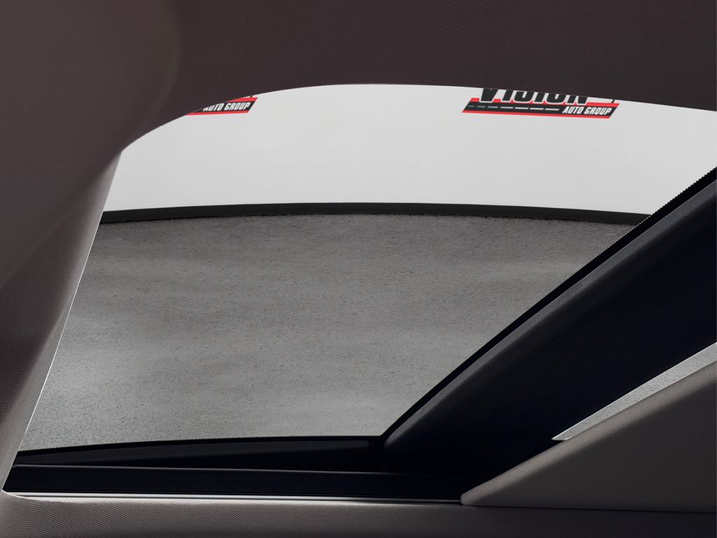2023 Nissan Rogue SL photo 19