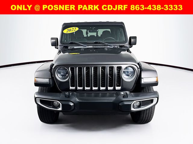 2022 Jeep Gladiator Overland photo 2