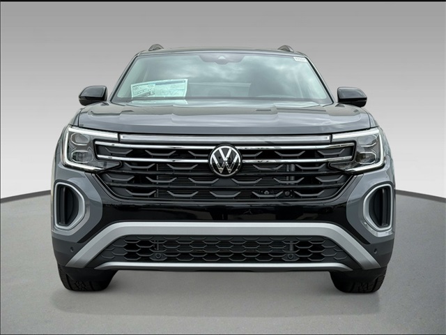 2025 Volkswagen Atlas Peak Edition SE photo 2