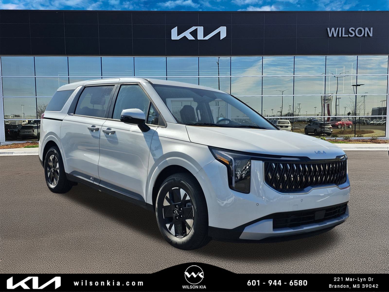 2025 Kia Carnival LXS's photo