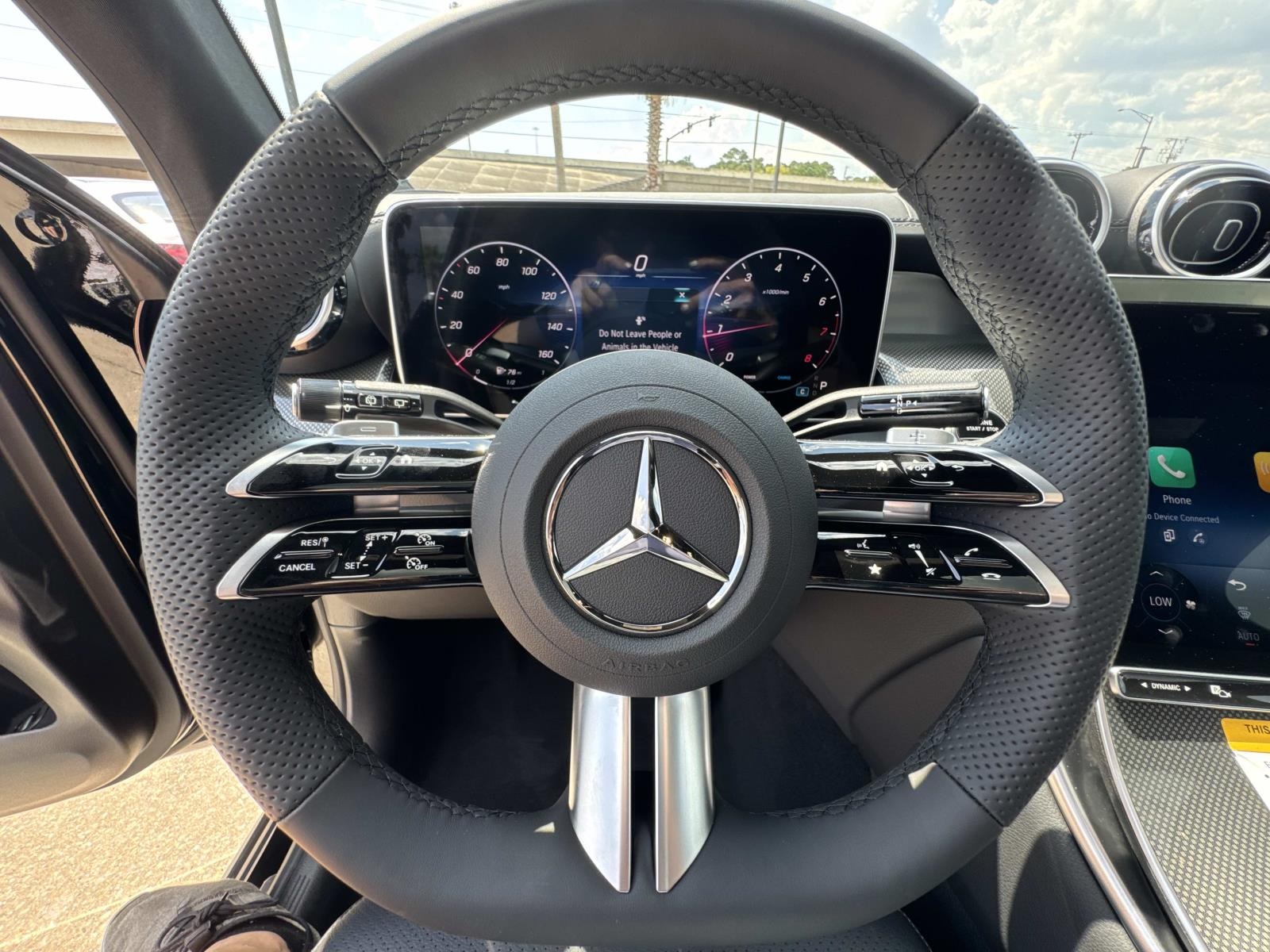 2026 Mercedes Benz GLC 300 photo 12