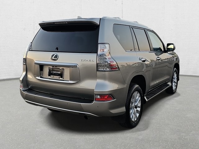 2023 Lexus GX 460 Luxury photo 3