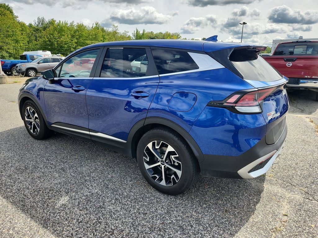 2023 Kia Sportage EX photo 4