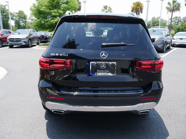 2025 Mercedes Benz GLB 250 photo 3
