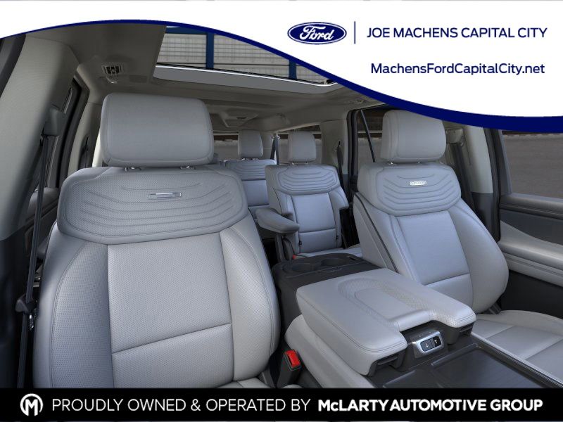 2025 Ford Expedition Platinum MAX photo 10